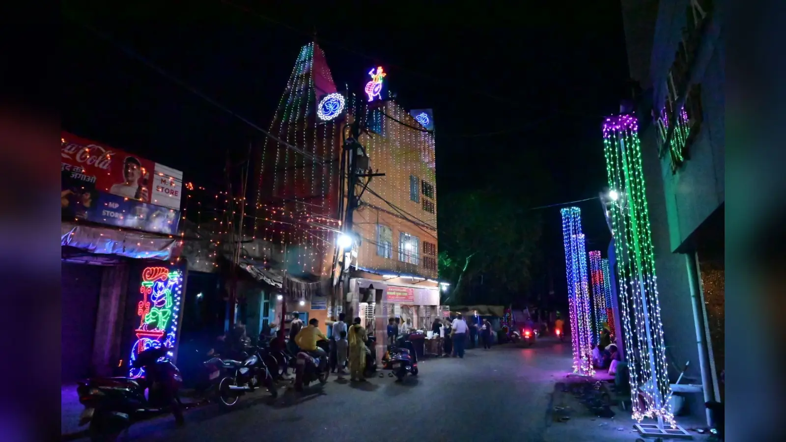 रामनवमी आज, मंदिरों में होगी विशेष पूजा व हनुमान चालीसा का पाठ
