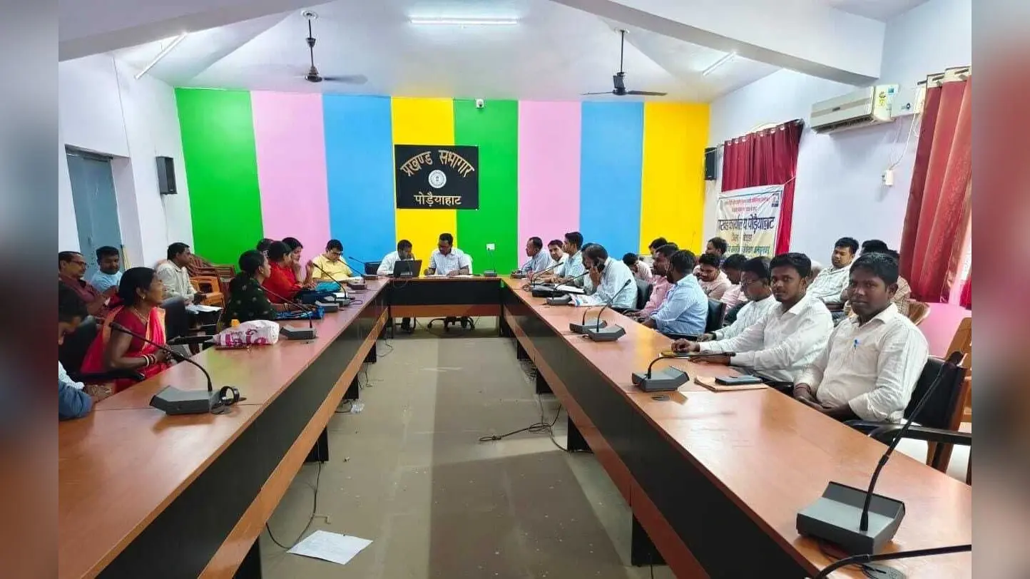 अधूरे आवास का अविलंब पूरा करायें पंचायत सचिव : बीडीओ