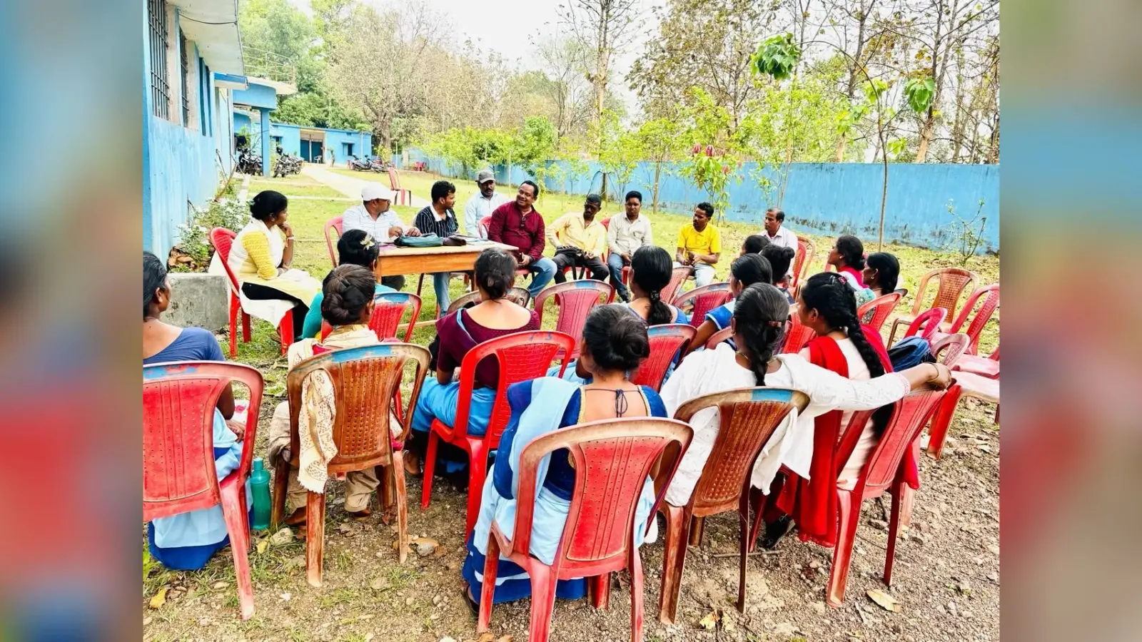 West Singhbhum News : नये सिरे से ग्रामीण जलस्वच्छता समिति का गठन करें मुखिया