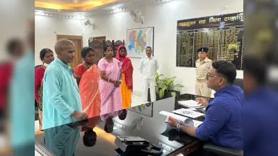 जनता दरबार में डीसी ने सुनीं लोगों की समस्याएं, त्वरित समाधान का निर्देश