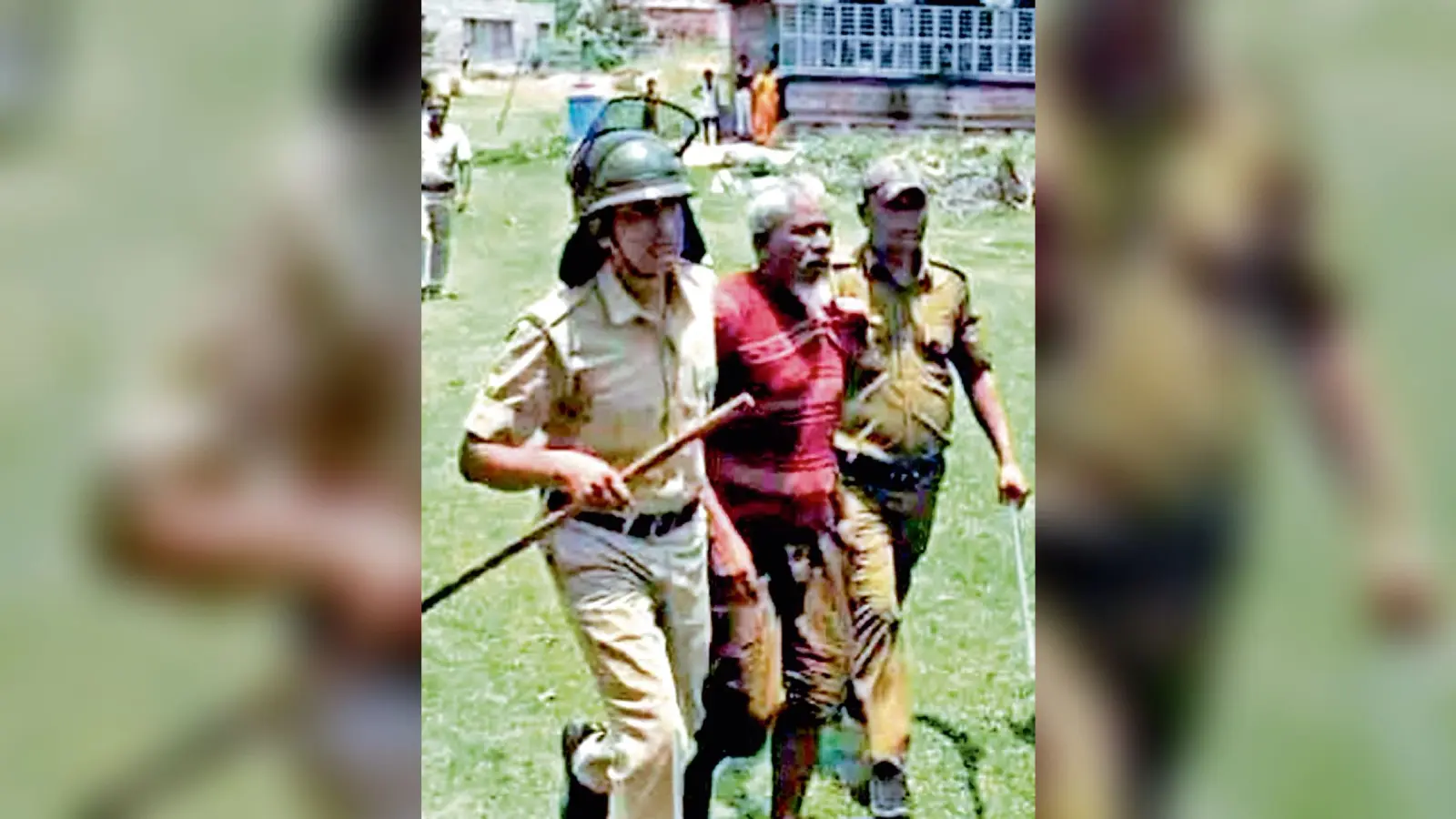 सिउड़ी : तृणमूल में गुटीय झड़प से रणक्षेत्र में बदल गया पुरंदरपुर, पुलिस ने संभाला मोर्चा