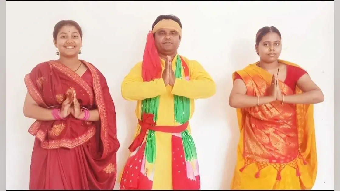 नृत्य कला के क्षेत्र में प्रतिष्ठित मंचों पर परचम लहरा रहे रंगकर्मी