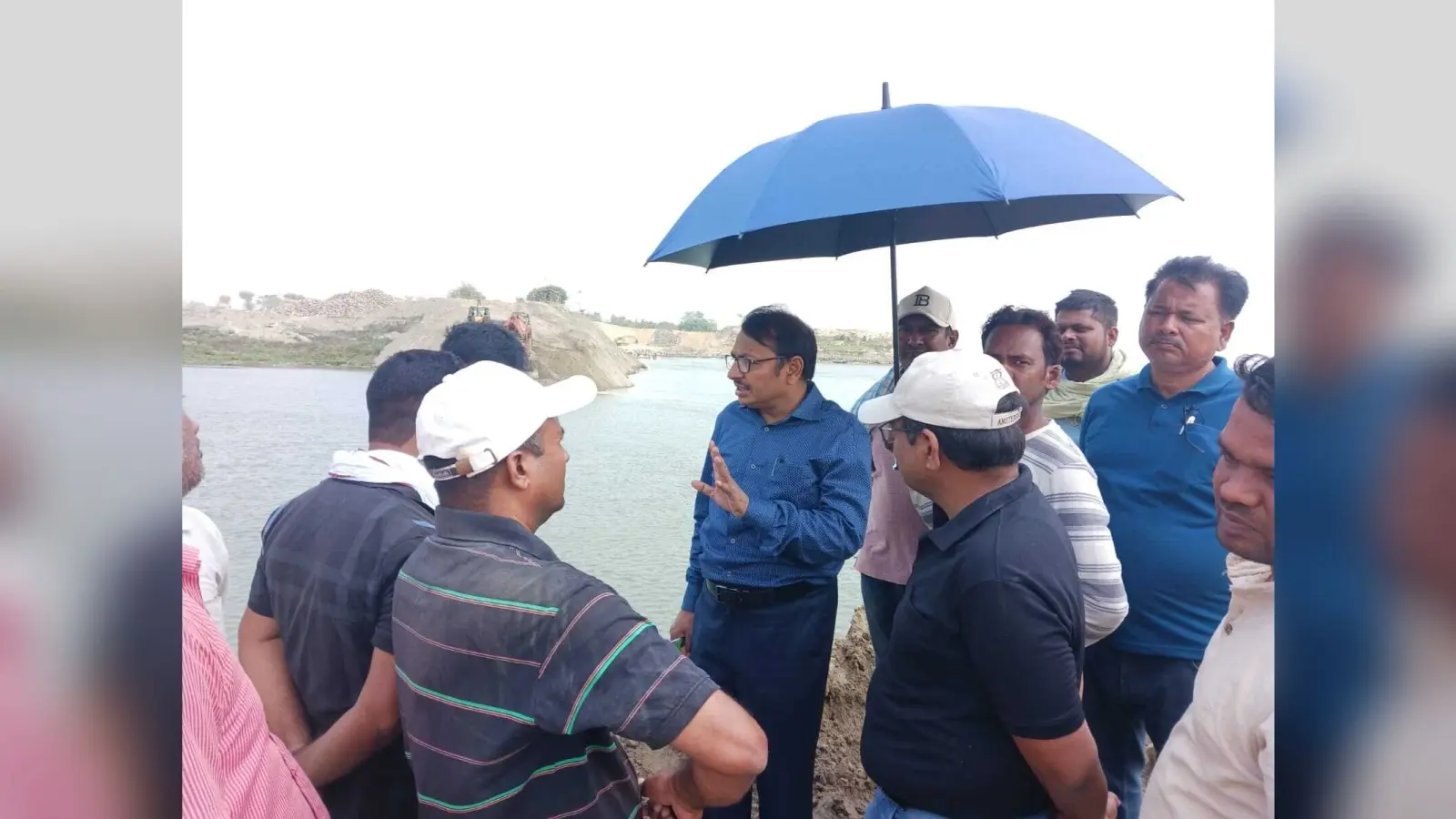 Bhagalpur news हर हाल में समय पर कटाव निरोधी कार्य करें पूरा : मुख्य अभियंता