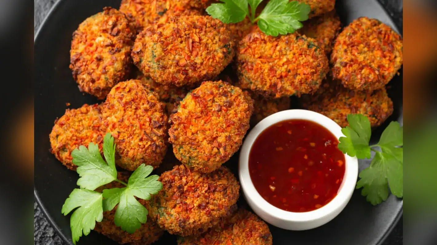 Green Moong Cutlet Recipe: चटपटे और हेल्दी नाश्ते के लिए बनाएं हरे मूंग की टेस्टी कटलेट, आसान है विधि
