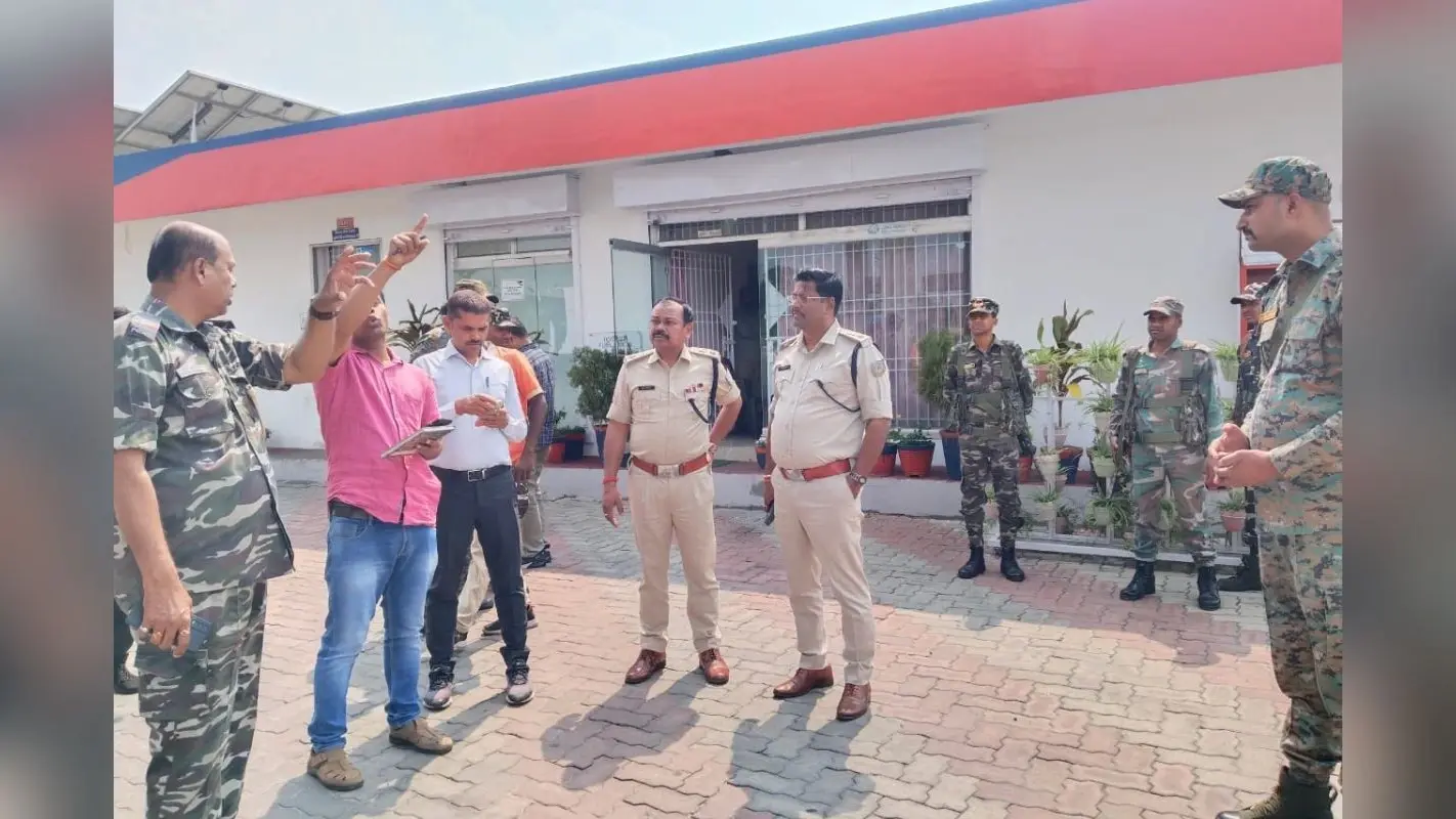 हजारीबाग में पेट्रोल पंप मैनेजर की दिनदहाड़े हत्या, रुपयों से भरा थैला लूटकर भागे अपराधी