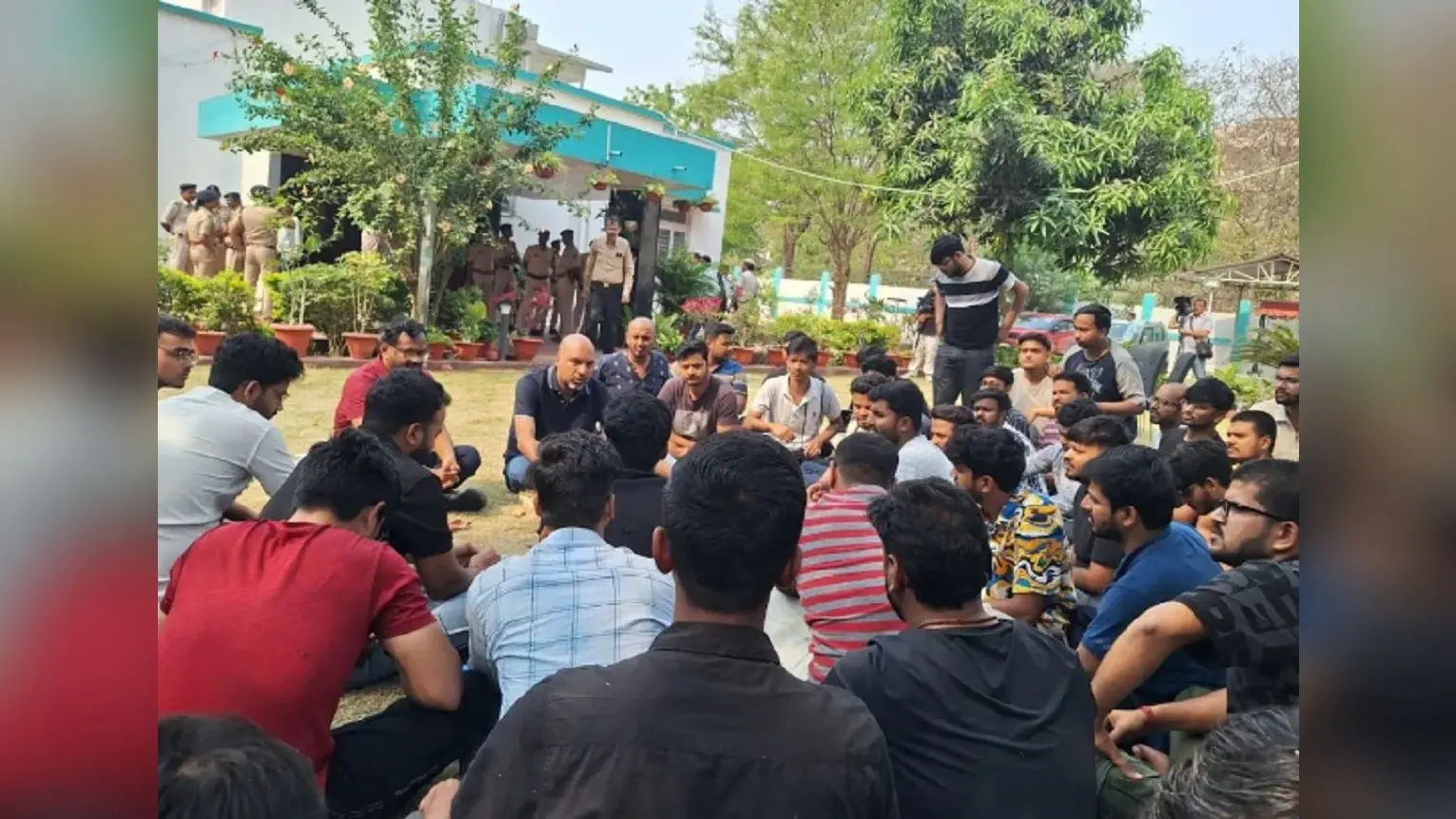 IGIMS के छात्र को अपने अस्पताल में ही नहीं मिला बेड, मौत के बाद डायरेक्टर के खिलाफ भड़के छात्र