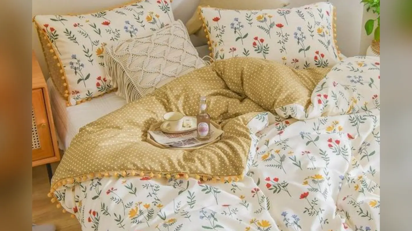 Summer Bedding Tips: गर्मियों में आरामदायक नींद के लिए चुनें सही चादर