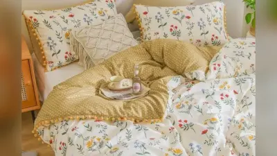 Summer Bedding Tips: गर्मियों में आरामदायक नींद के लिए चुनें सही चादर