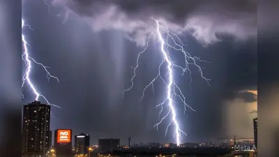 Aaj Ka Mausam: झारखंड के 20 जिलों में आज तेज हवाओं के साथ बारिश और वज्रपात, 29 अगस्त से फिर भारी बारिश
