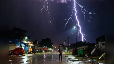 झारखंड में आंधी-तूफान के साथ होगी बारिश, गर्मी से मिलेगी राहत, वज्रपात का ऑरेंज अलर्ट