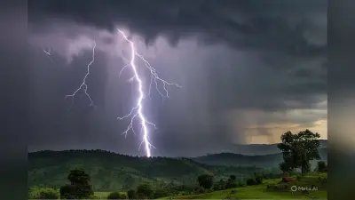 Jharkhand Weather: दुमकावालों सावधान! रेड अलर्ट जारी, रांची समेत इन 8 जिलों में 3 घंटे के अंदर झमाझम बारिश, वज्रपात की चेतावनी