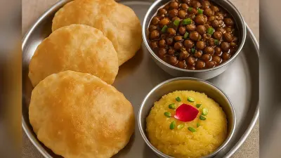 Kanya Pujan Recipe: नवमी पर करें कन्याओं का स्वागत, जानिए स्वाद और श्रद्धा से सजी थाली बनाने की रेसिपी