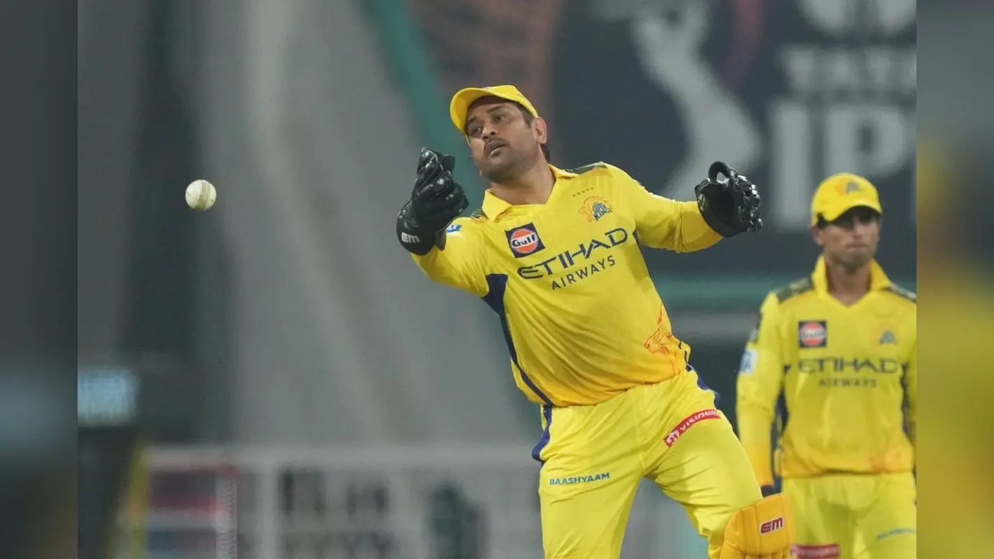 MS Dhoni Video: फिर दिखा धोनी का पुराना रूप, इस फैसले ने पलट दिया मैच का रुख