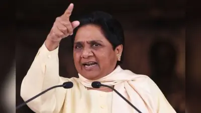 मायावती का तीखा हमला: “कांग्रेस और एनडीए ओबीसी समाज की हितैषी नहीं, बल्कि धोखेबाज़ पार्टियां हैं”