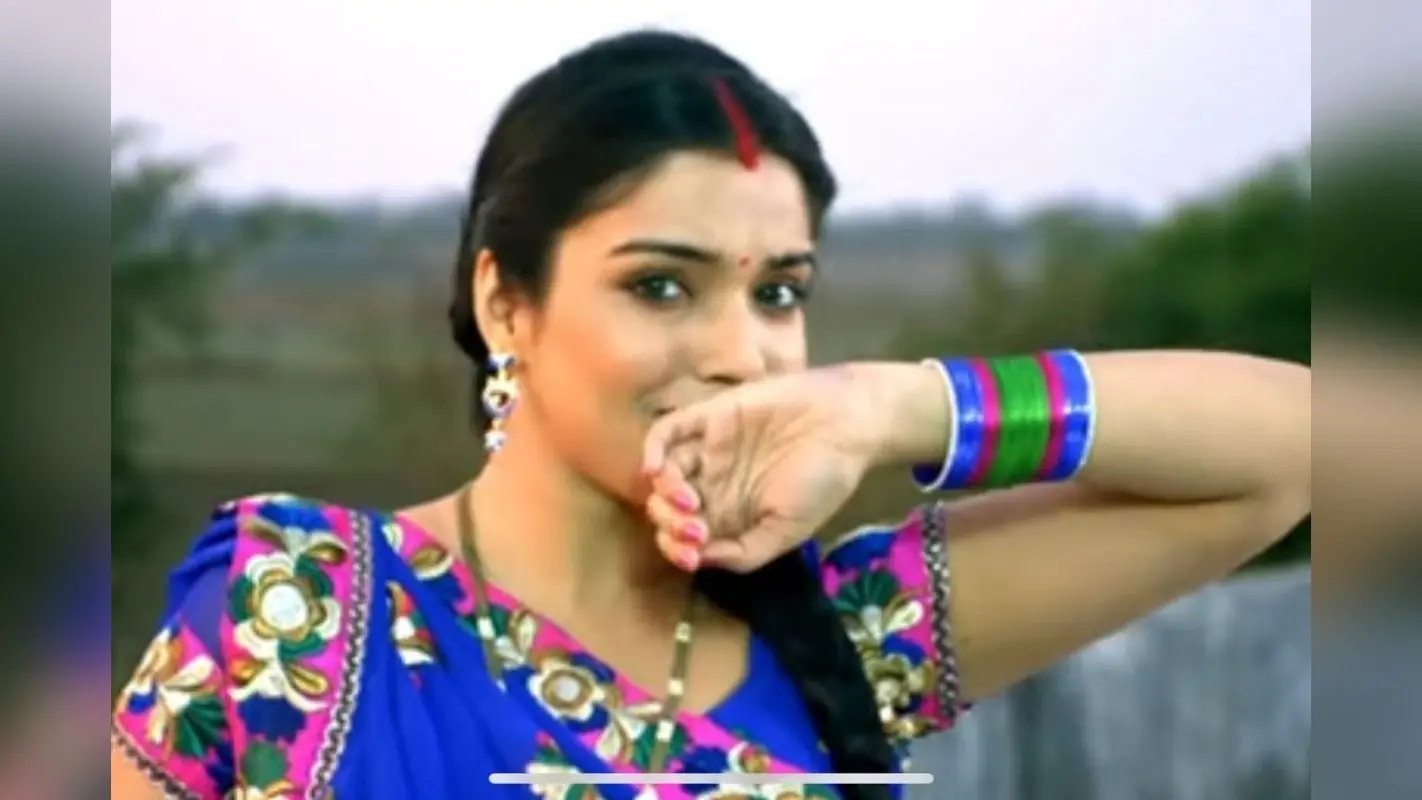Bhojpuri Song: निरहुआ-आम्रपाली की जबरदस्त केमिस्ट्री ने मचाया तहलका, ‘न जाने का हो गइल बाटे आज’ गाना बना सोशल मीडिया सेंसेशन