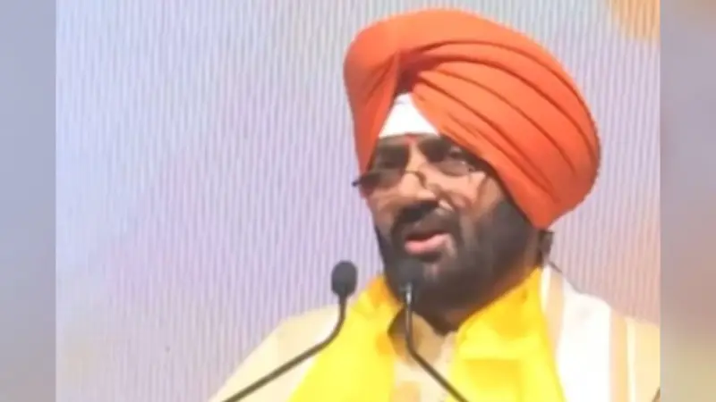 ‘सम्राट के नेतृत्व में बिहार चुनाव…’, हरियाणा CM के बयान पर घमासान, जदयू ने किया पलटवार, तेजस्वी ने कसा तंज