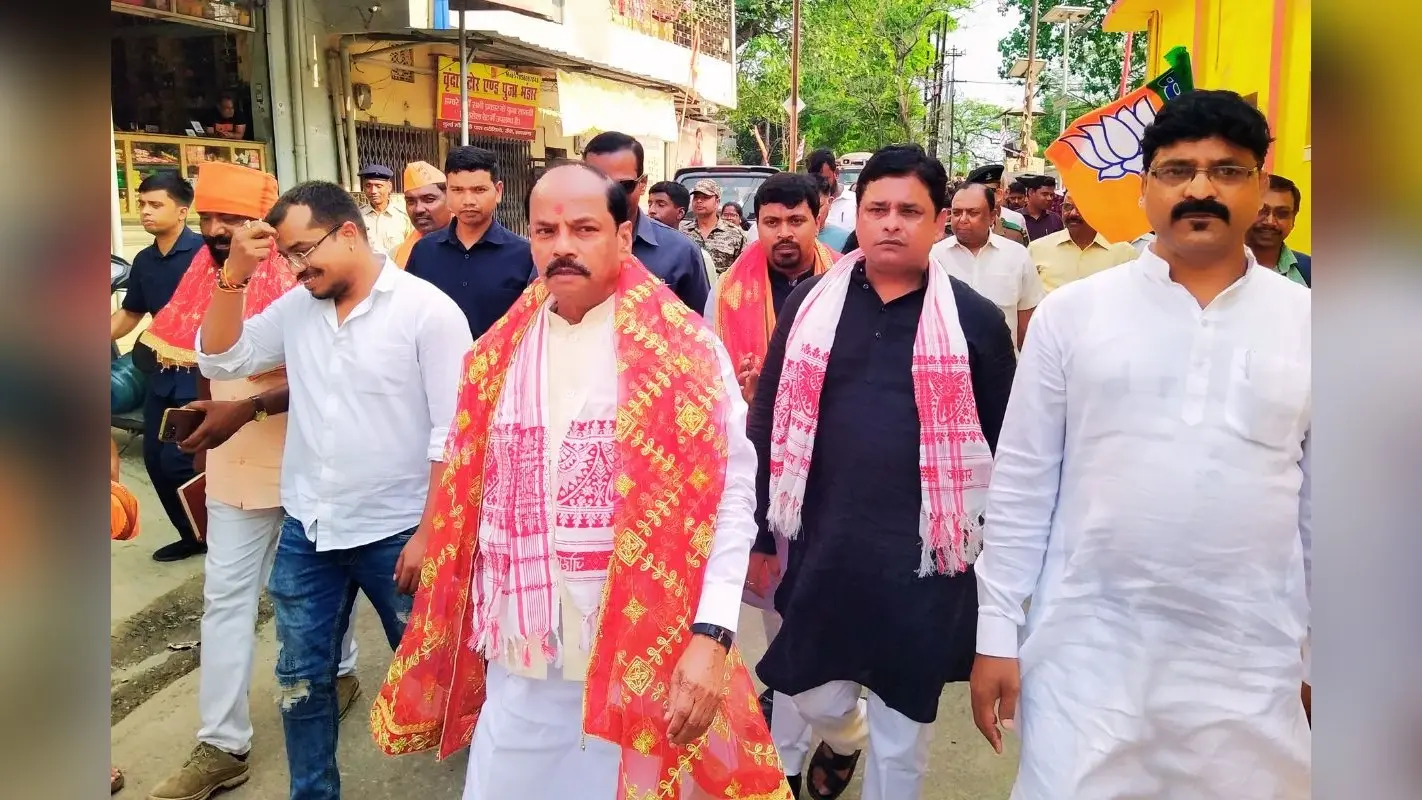 हेमंत सोरेन सरकार में सीओ से सीएमओ तक खा रहे मेवा, बोले रघुवर दास