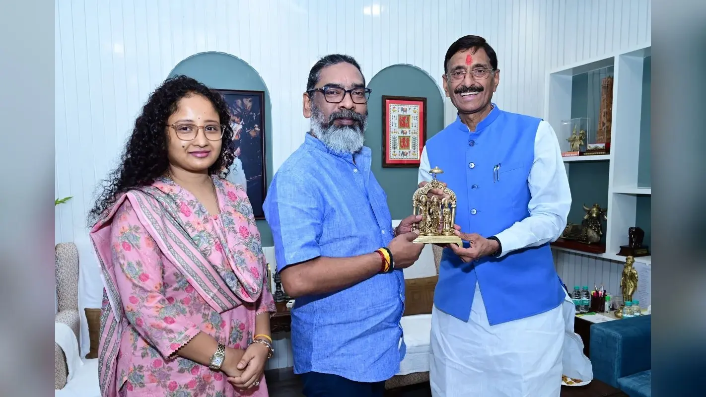 ‘जनप्रतिनिधियों की उपेक्षा कर रहे अफसर’ नाराज केंद्रीय रक्षा राज्य मंत्री संजय सेठ ने सीएम हेमंत सोरेन को लिखा पत्र