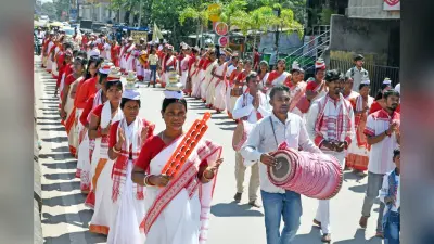 आदिवासियों का महापर्व सरहुल शुरू, पाहन ने मछली और केकड़ा पकड़े, शोभायात्रा आज