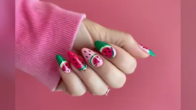 Summer Nail Art Design: गर्मियों में ट्राई करें ये कलरफुल और फ्रूटी नेल आर्ट आइडियाज