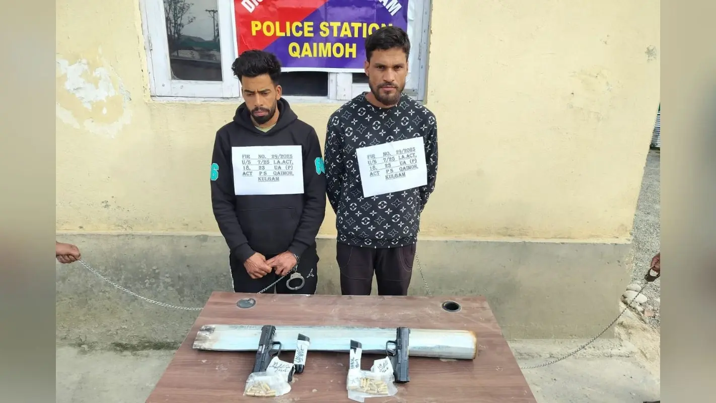 Pahalgam Attack: पहलगाम का बदला, आतंकवादियों के 2 मददगार गिरफ्तार, भारी मात्रा में हथियार और गोला-बारूद जब्त