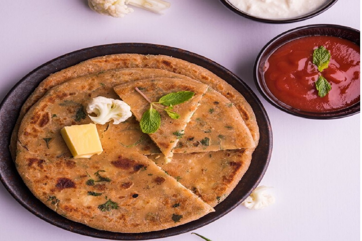 Gobhi Paratha Recipe: सुबह के नाश्ते को बनाएं खास, इस झटपट गोभी पराठा रेसिपी के साथ
