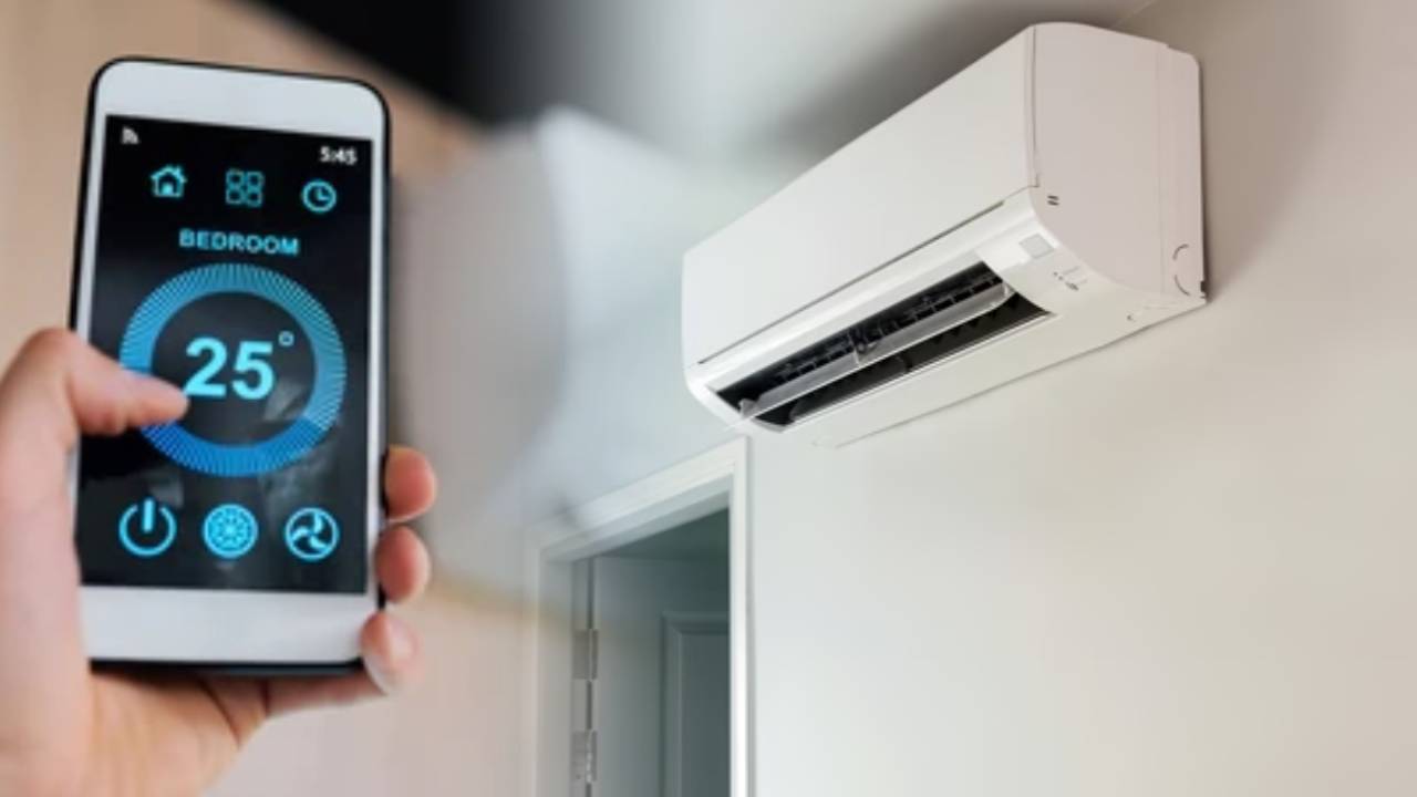 24 घंटे AC चलने के बाद भी कम आएगा बिजली बिल, बस इन गैजेट्स का कर लें इस्तेमाल
