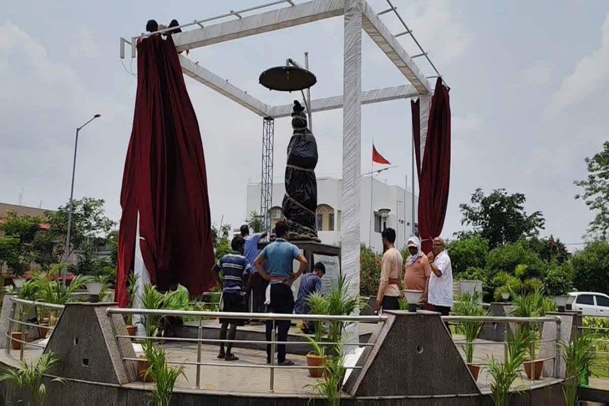 राज्यपाल और मुख्यमंत्री करेंगे बिनोद बिहारी महतो की प्रतिमा का अनावरण, धनबाद में सुरक्षा के कड़े इंतजाम