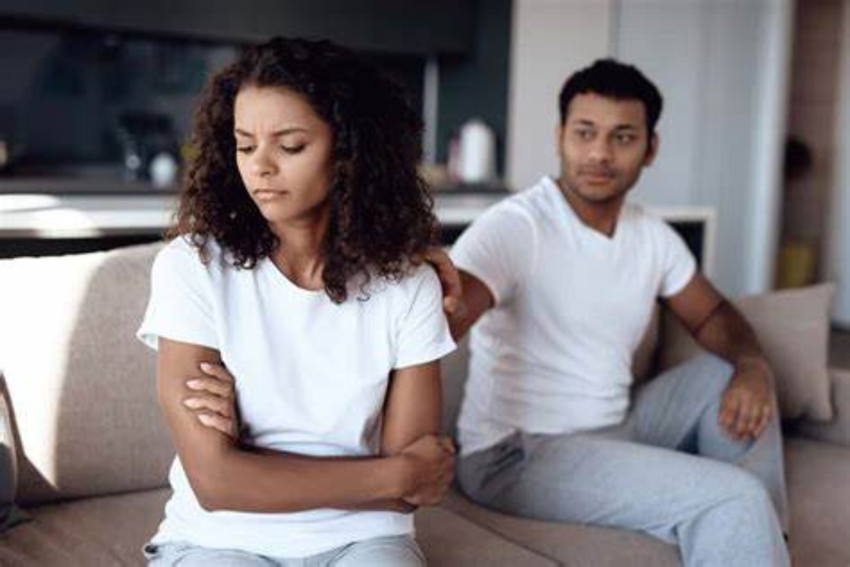 Relationship Tips: 99% लोग इन रिलेशनशिप मिस्टेक्स की वजह से अकेले रह जाते हैं, क्या आप भी कर रहे हैं यही गलती?