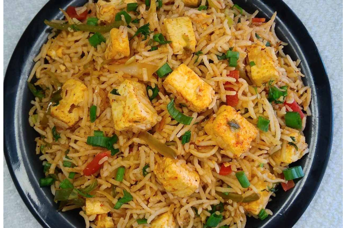 Paneer Fried Rice Recipe: मिनटों में बनाएं आसान और स्वादिष्ट पनीर फ्राइड राइस, घर पर परफेक्ट डिनर रेसिपी