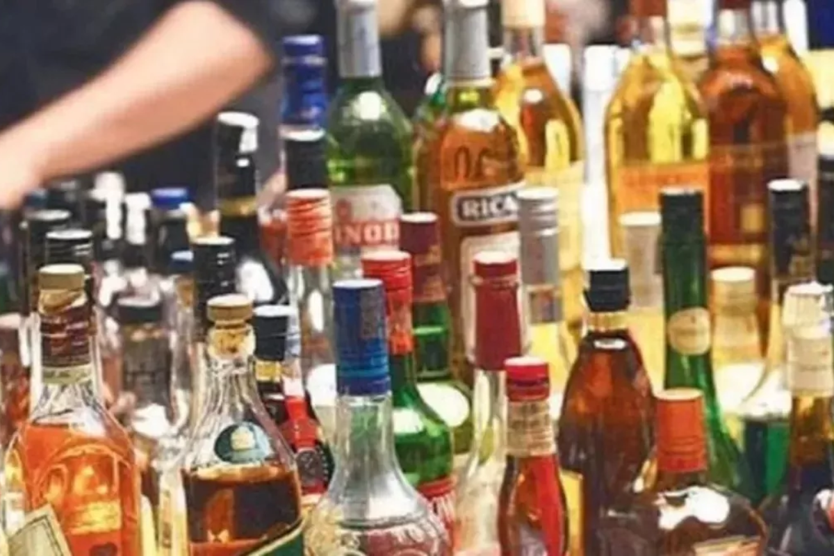 Liquor Supply: शराब तस्करी के लिए ‘लेडी गैंग’ की डिमांड, एक खेप के मिलते हैं इतने हजार रुपए