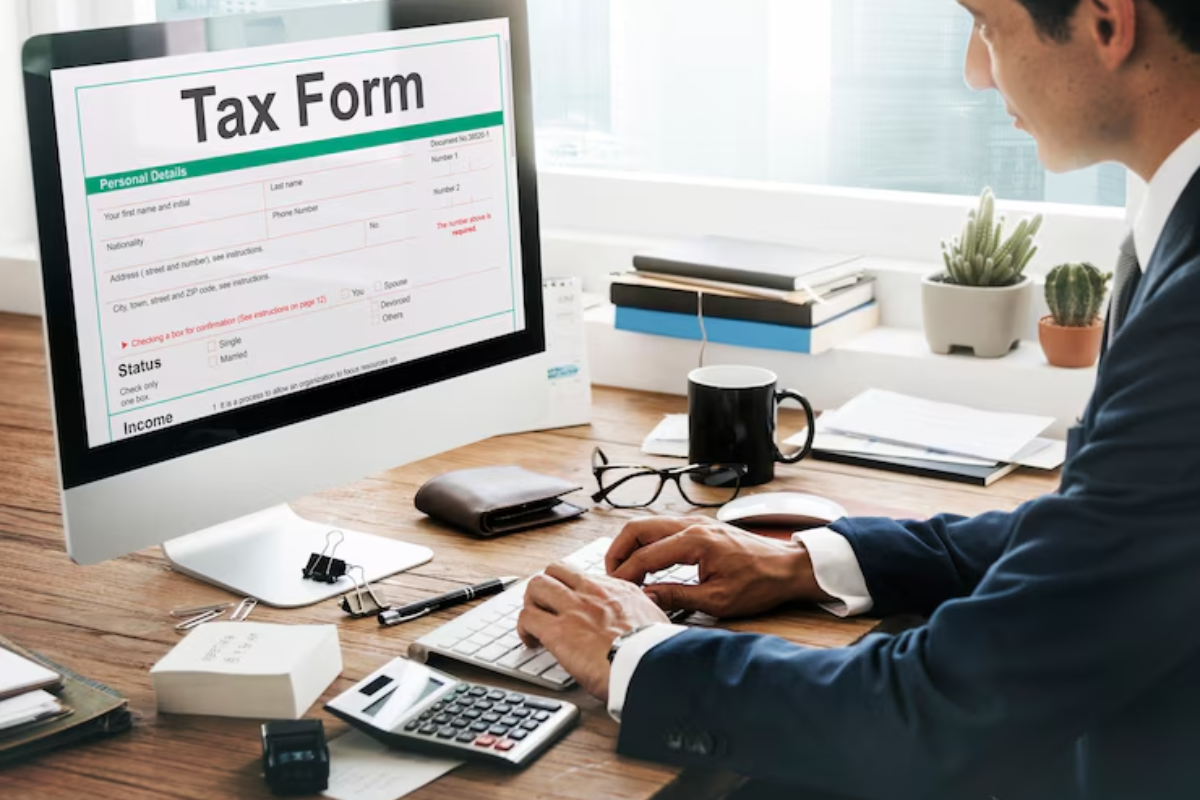 Canada Income Tax: कनाडा में रहने वाले भारतीयों को बड़ा फायदा, मार्क कार्नी सरकार ने दी इनकम टैक्स में बड़ी छूट