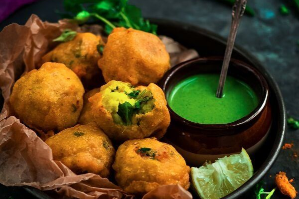 Aloo Bonda Recipe | Easy Potato Bonda Recipe:  आलू बॉन्डा बनाने की विधि