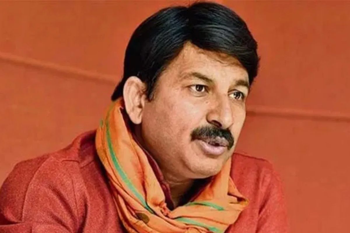  मनोज तिवारी 