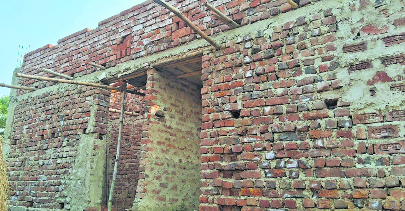 Jehanabad : समय पर आवास निर्माण नहीं करने वाले लाभुकों को दिया गया अल्टीमेटम