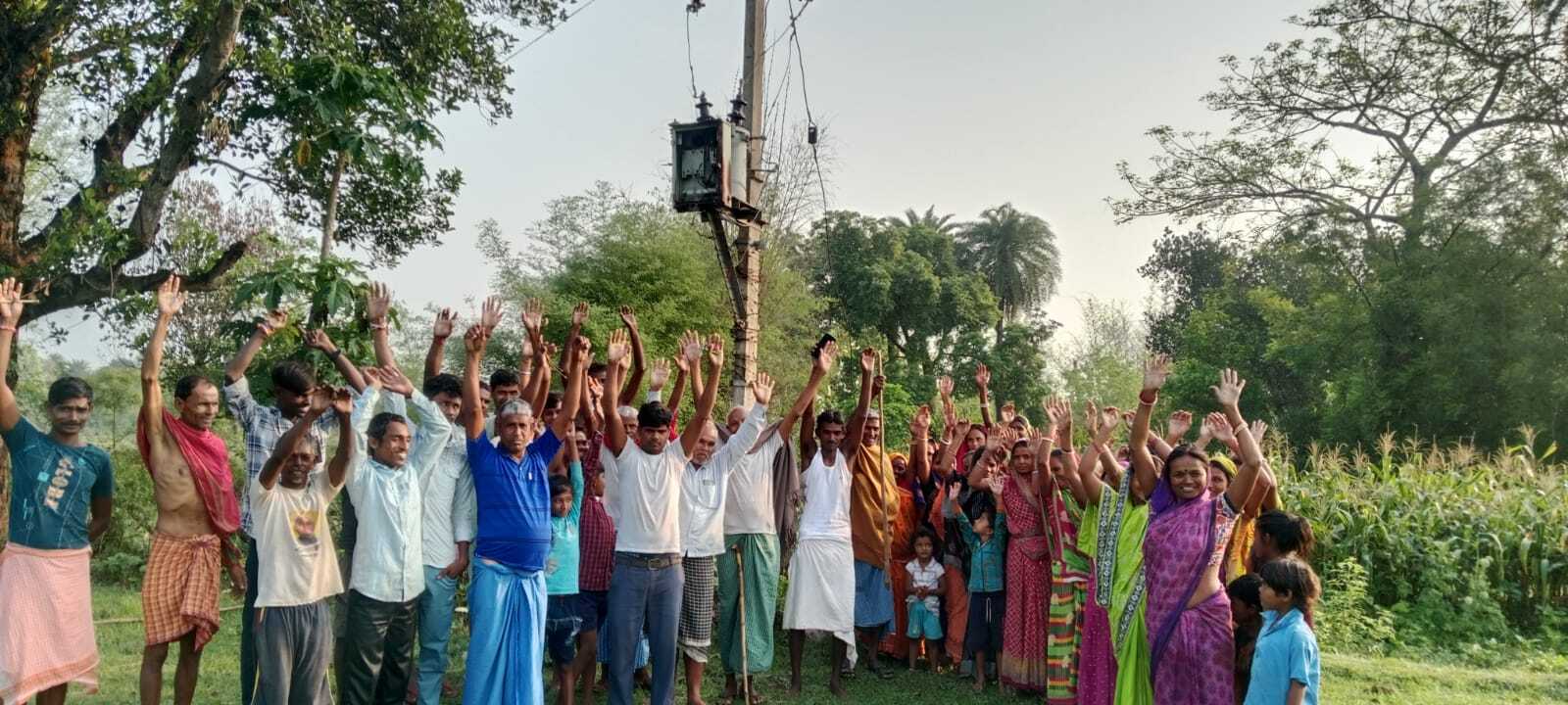 सरूआ गांव में उच्च क्षमता का ट्रांसफॉ���्मर लगवाने की मांग
