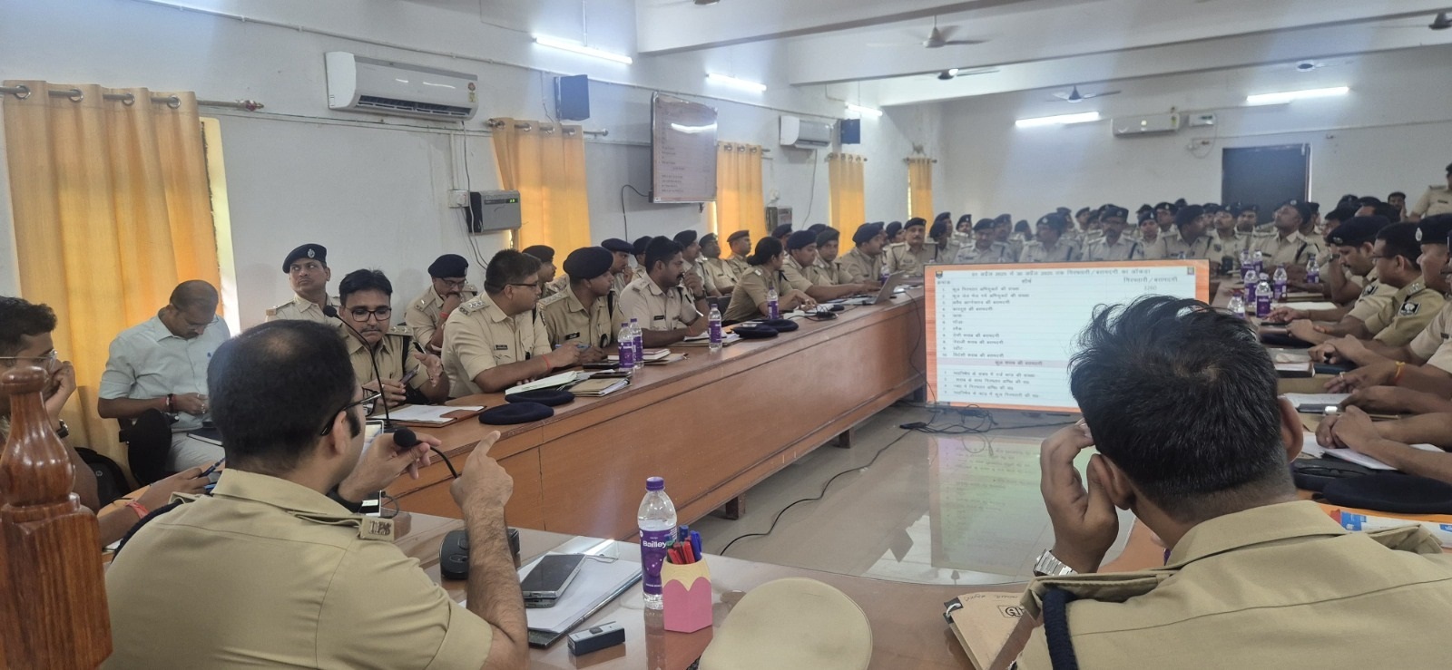 Motihari: शराब तस्करों के साथ जमीन कारोबारियों पर भी कसी जायेगी नकेल