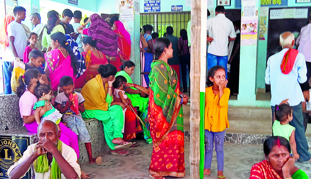 Saran News : गर्मी बढ़ते ही सदर अस्पताल में मरीजों की संख्या में हुई बढ़ोतरी