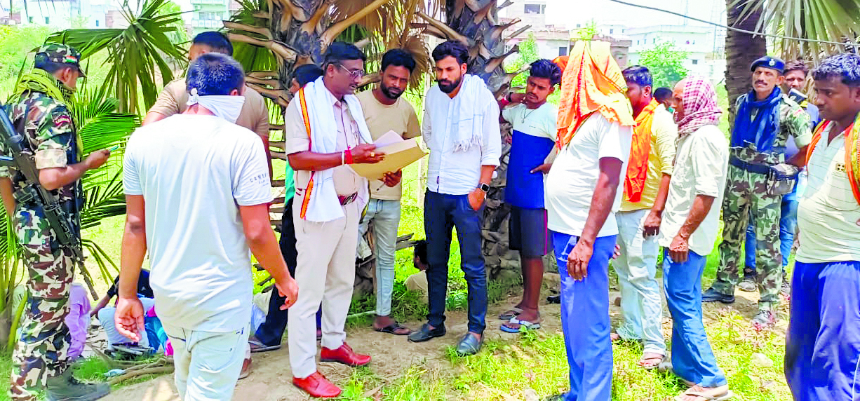 लावारिस समझ पुलिस ने दफना दिया था शव, फोटो से हुई पहचान