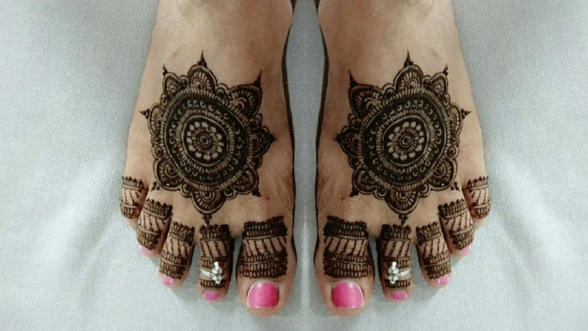 Top 5 Foot Mehndi Designs