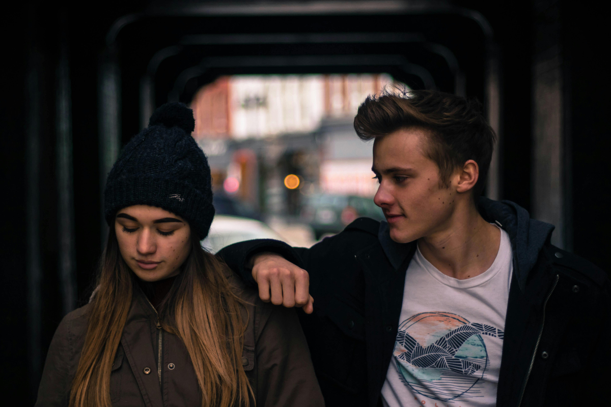 Relationship Tips: लड़कियां बताती नहीं लेकिन अपने बॉयफ्रेंड से जरूर सुनना चाहती हैं ये बातें, सुनते ही हो जाती हैं खुश
