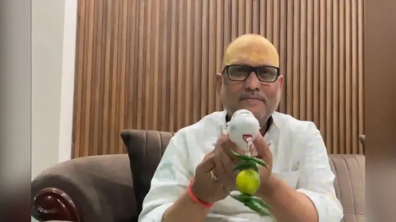 Video: ‘राफेल में बांध दिया नींबू-मिर्च,’ केंद्र सरकार पर अजय राय का सबसे बड़ा हमला