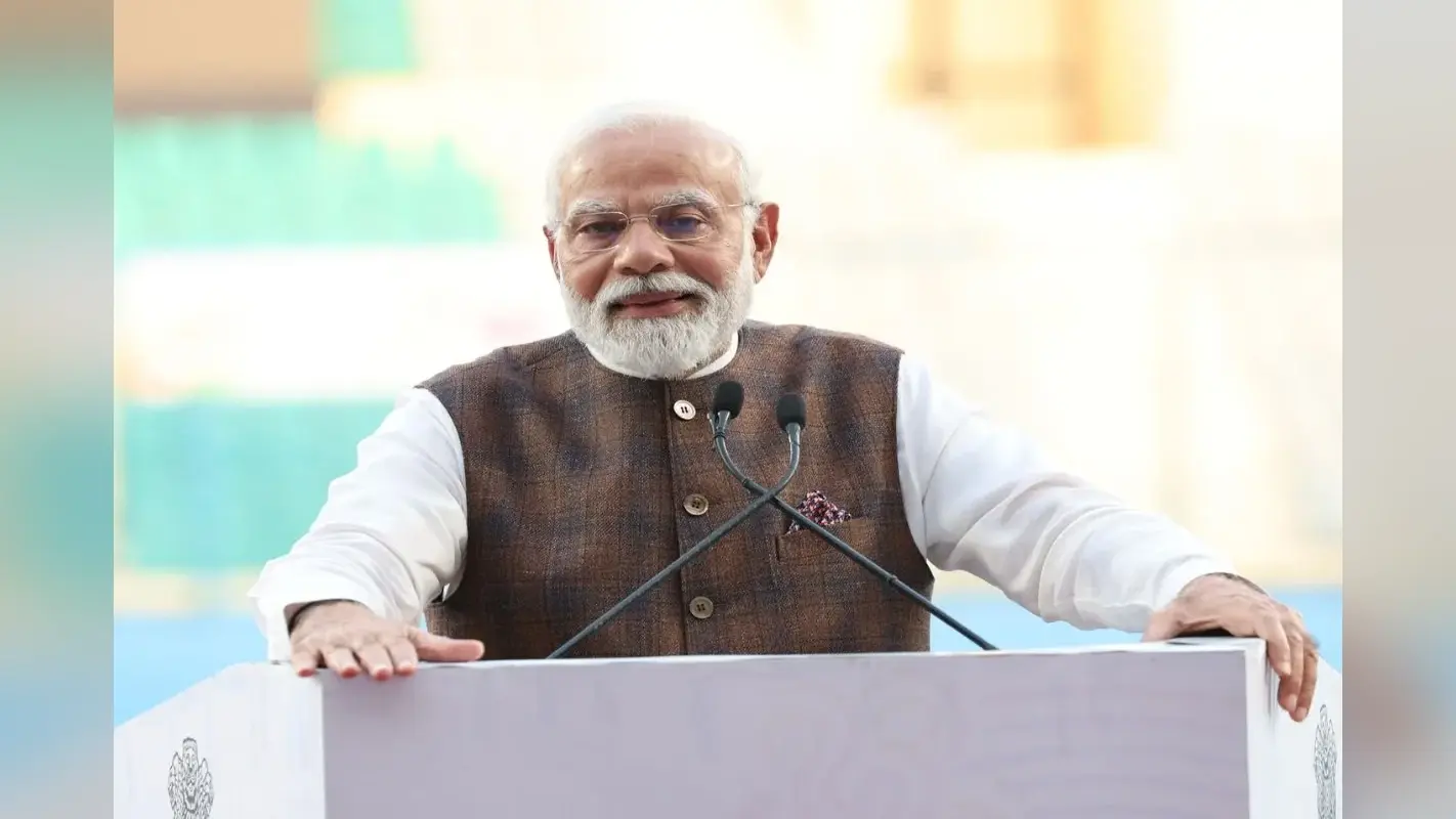 यूपी को मिली नई उड़ान, पीएम मोदी ने किए 19 अमृत भारत स्टेशनों का उद्घाटन!