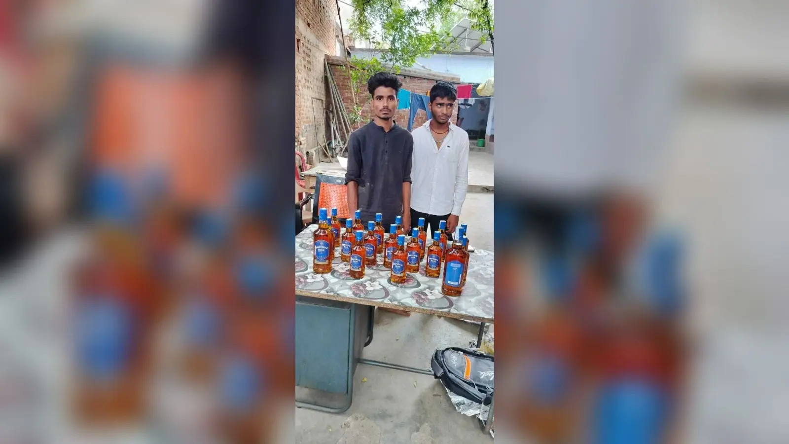 17 बोतल शराब के साथ दो तस्कर गिरफ्तार