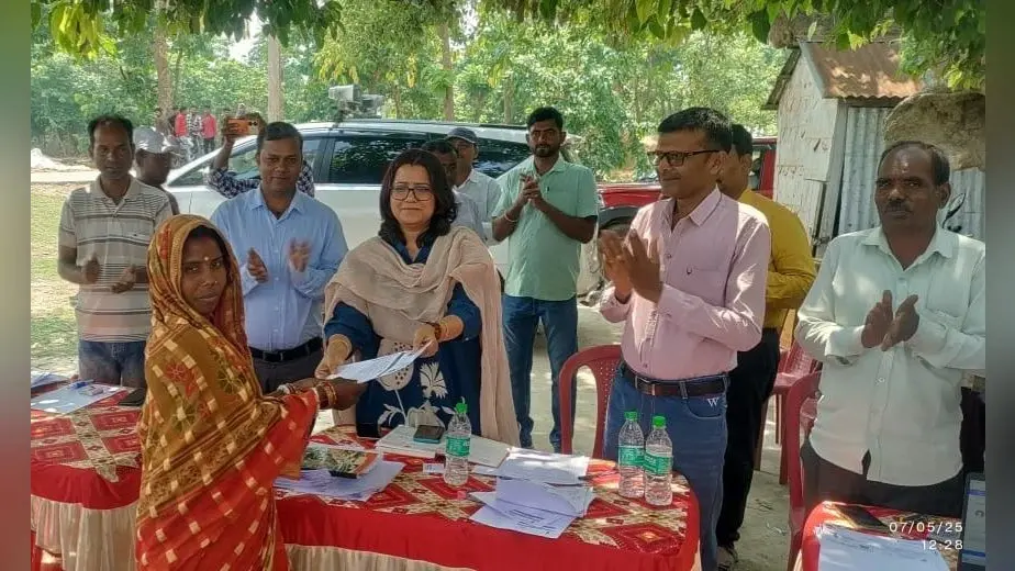 लाभुकों को दी 22 योजनाओं की जानकारी