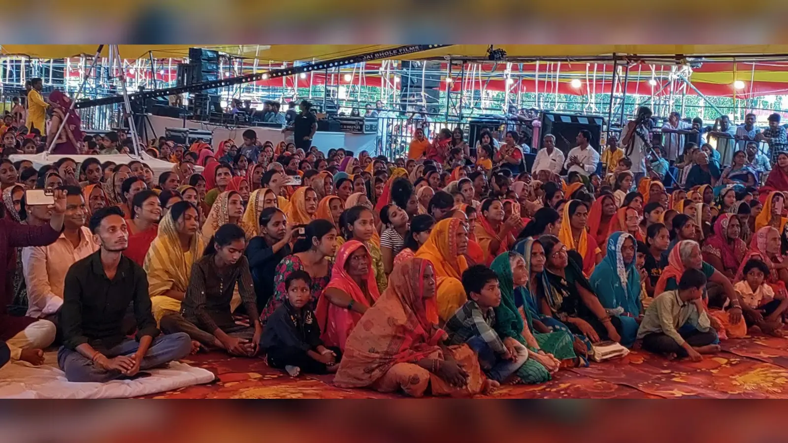 Samastipur News:भगवान स्वयं मदद को आगे आते हैं : किशोरी