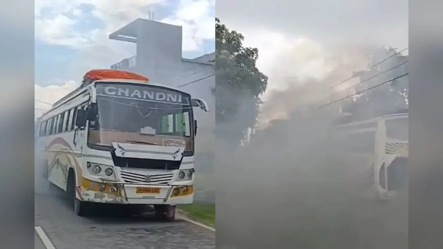 जामताड़ा में चलती बस से निकला धुआं, चालक की सूझबूझ से बची यात्रियों की जान