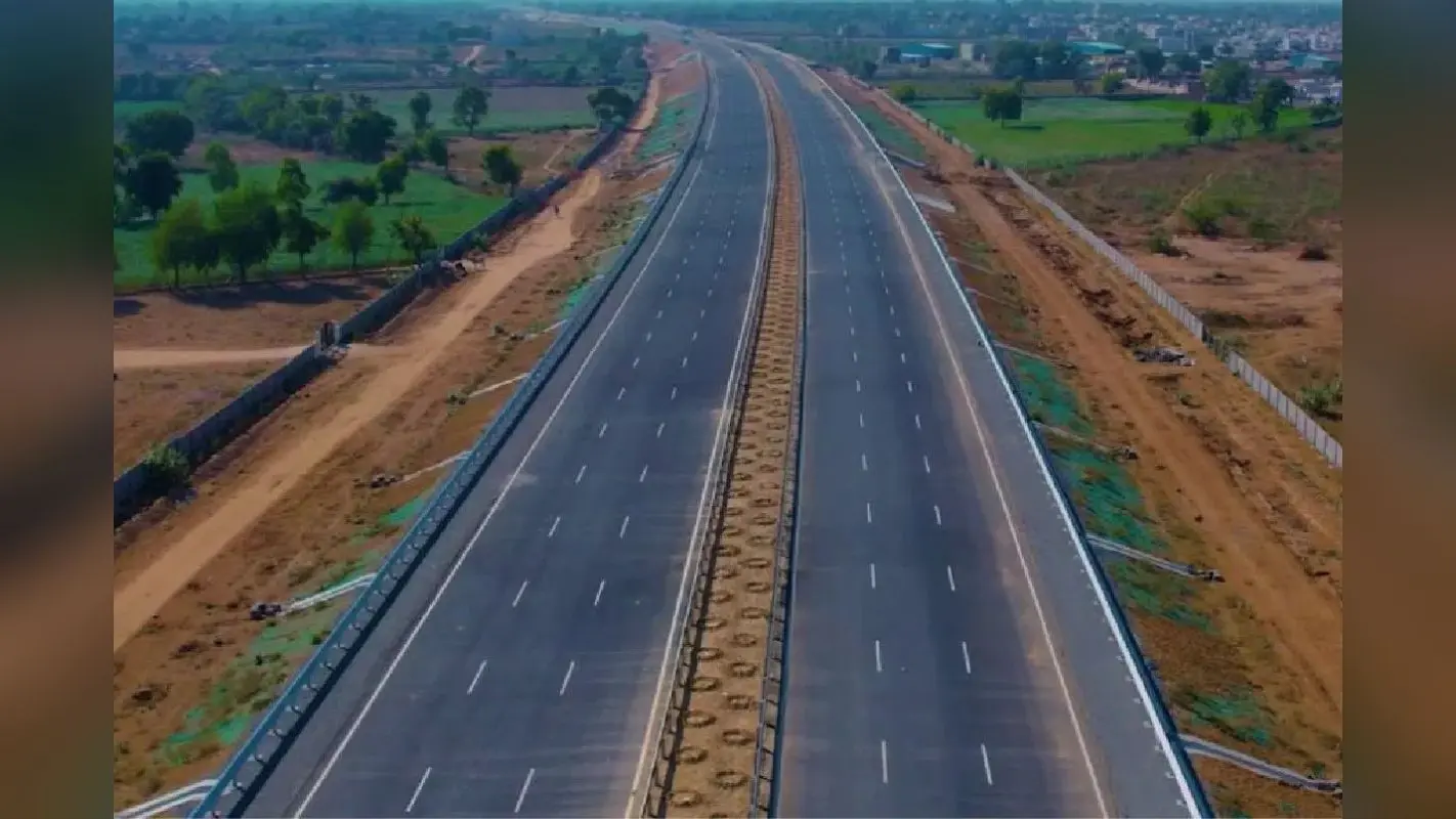 गंगा एक्सप्रेसवे बना रिकॉर्ड ब्रेकर, यूपी ने 24 घंटे में बनाए दो वर्ल्ड रिकॉर्ड