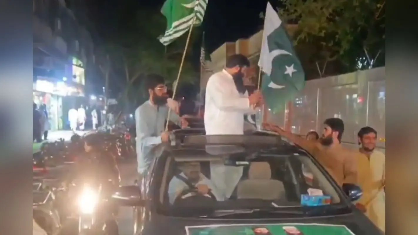 Video: पानी बंद होने से बौखलाया पाकिस्तान, आतंकी हाफिज सईद की पार्टी ने भारत को दी धमकी