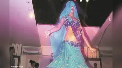 बारात गए किन्नर की डांस करने के दौरान करंट लगने से हुई मौत
